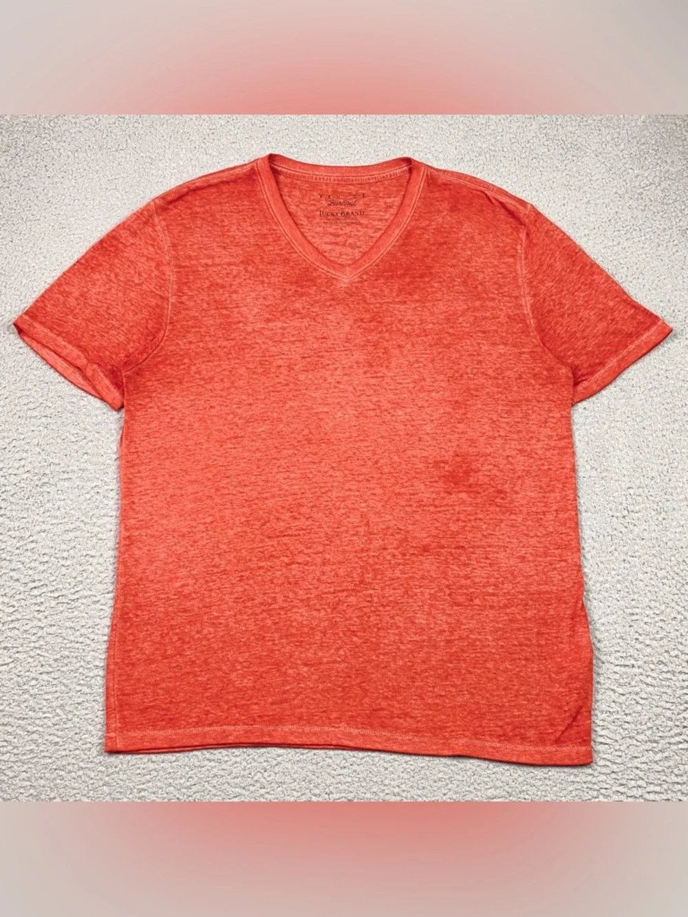 Lucky Brand Venice Burnout Men's Size L Red Short Sleeve V Neck T Shirt Light - Picture 1 of 8